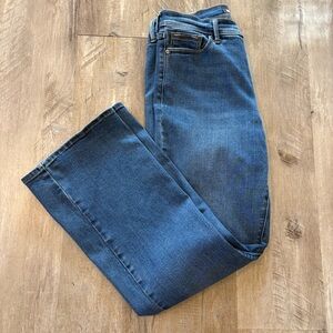 Women’s  Levi’s Perfectly Slimming 512 Bootcut Y2K style  Jeans W30 L32